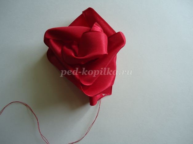 Букет роз из атласных лент: часть 2 Букет роз из атласных лент: часть 2