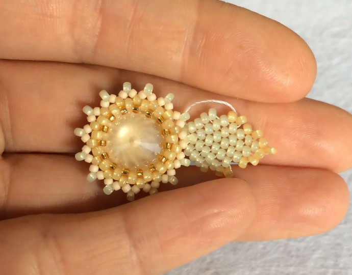 Создаём брошь-подвеску "Солнечный цветочек": часть 2 Создаём брошь-подвеску "Солнечный цветочек": часть 2