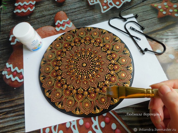 Роспись красочного панно в технике Dot-art без использования дотсов: часть 3