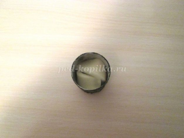 Роза из бисера и ниток своими руками: мастер-класс, часть 3