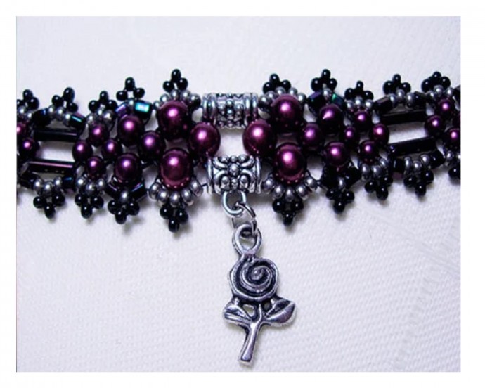 Чокер из бисера