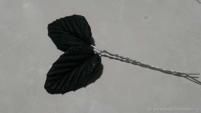 ​Создаем брошь "Букет двухцветных роз": часть 4