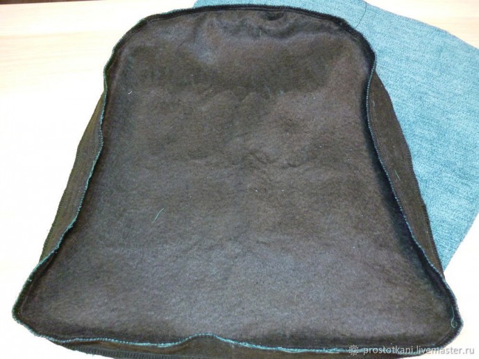 Делаем мягкие сидения со съёмными чехлами для стульев: часть 1