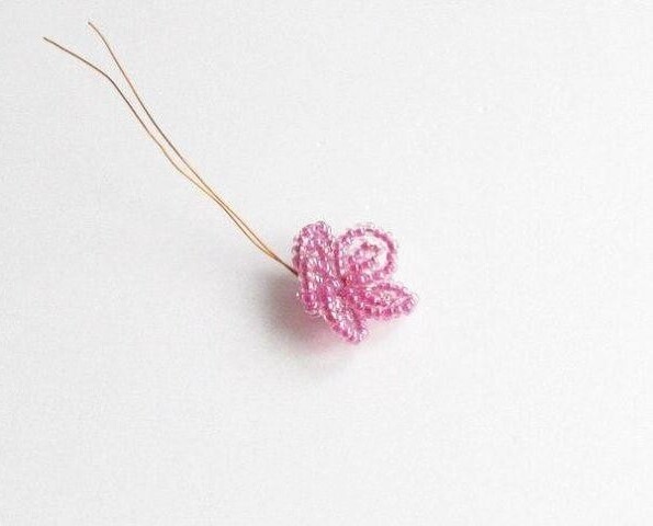 Сакура из бисера