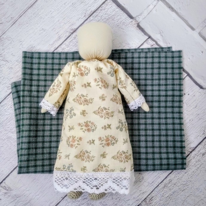 Тряпичная куколка "Милая Хозяюшка" Тряпичная куколка "Милая Хозяюшка"