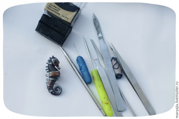 Лепим морского конька в стилистике биомеханика