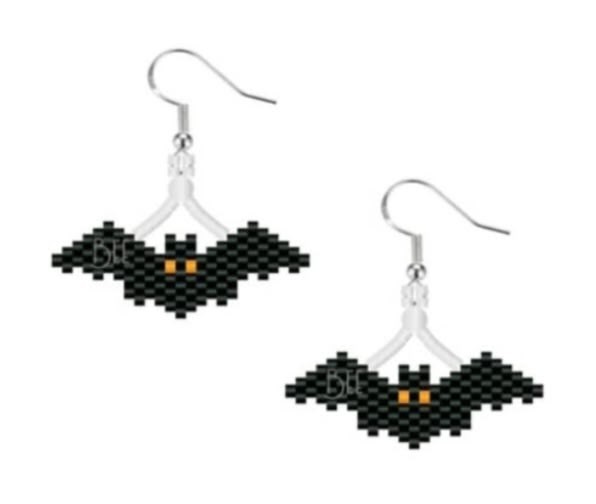 ​Летучая мышь из бисера