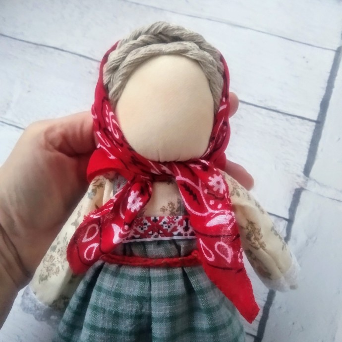 Тряпичная куколка "Милая Хозяюшка" Тряпичная куколка "Милая Хозяюшка"