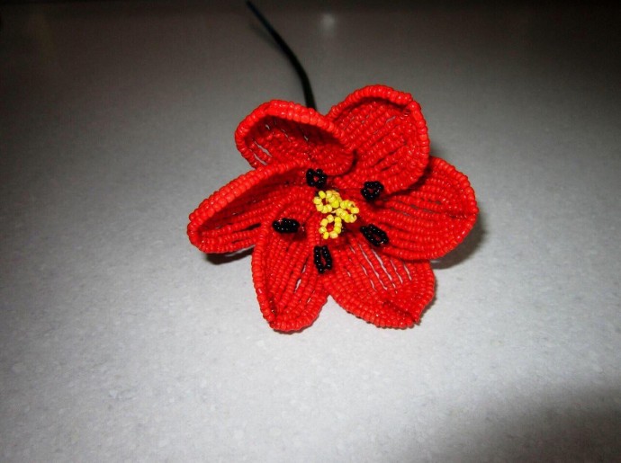 ​Тюльпаны из бисера