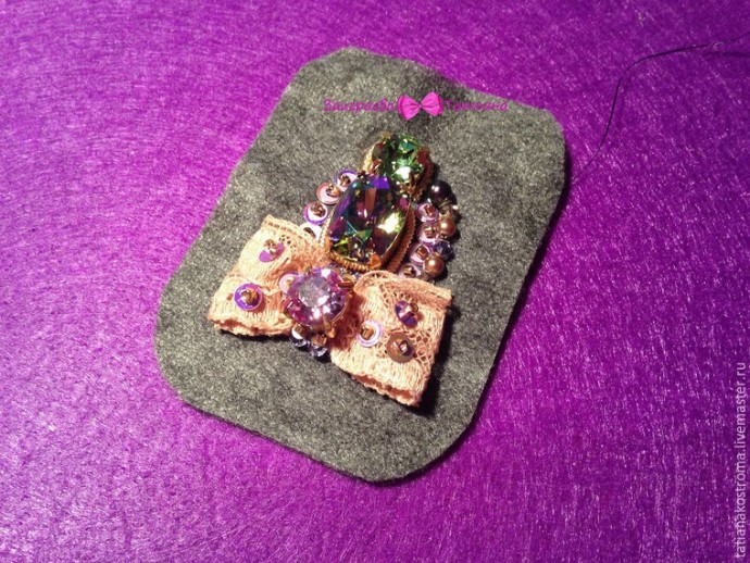 Создаём романтичные серёжки: часть 3