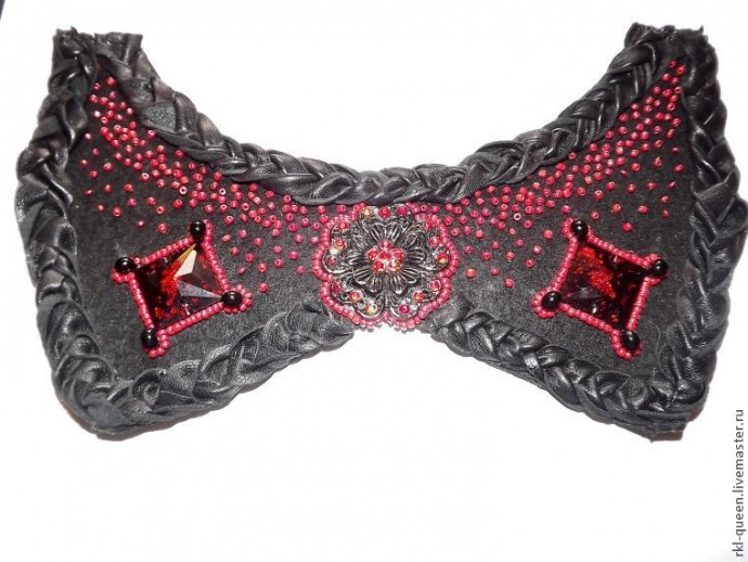 ​Создаем вышитое бисером колье "Воротничок" с элементами кожи: часть 3