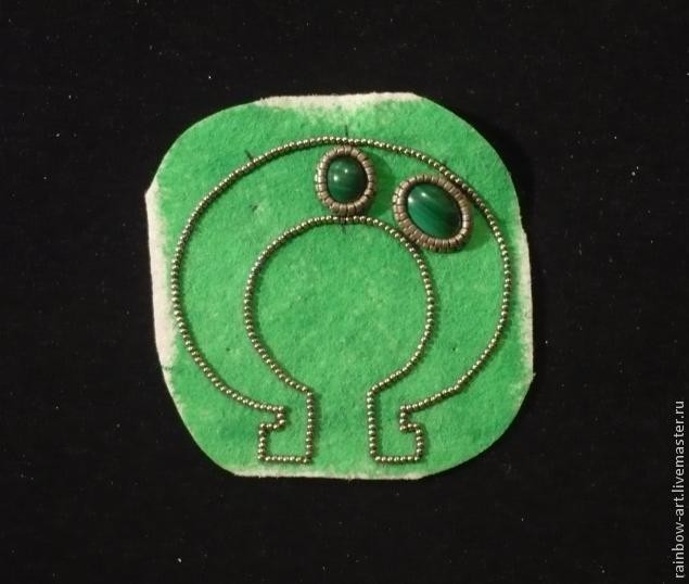 Вышитый бисером кулон "Подкова": часть 1