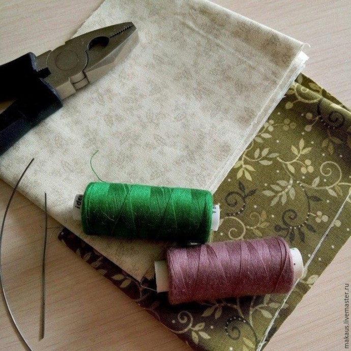 Текстильное перышко