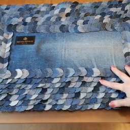 Творчество из остатков джинсов