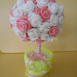 Бело-розовый топиарий "Нежность": часть 3