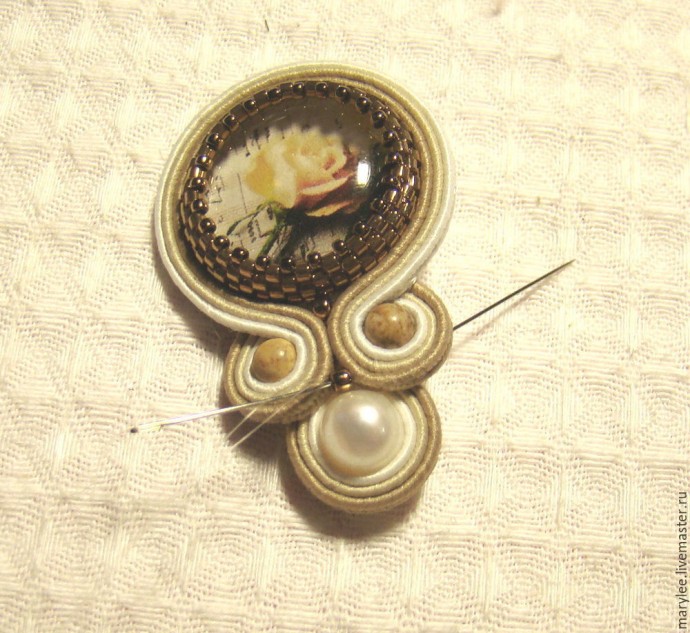 ​Создаем нежный кулон "English rose": часть 2