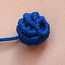 Плетём шарик в технике макраме