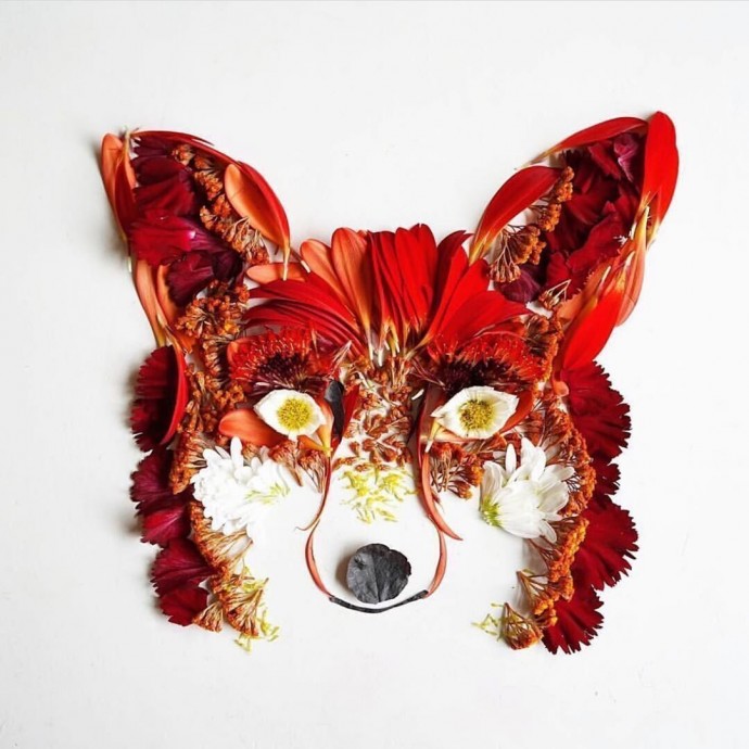 Прекрасные работы из лепестков цветов и листьев Прекрасные работы из лепестков цветов и листьев