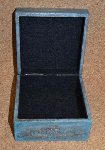 Шкатулка в технике декупаж с применением фольги: часть 3