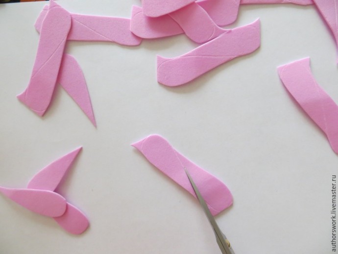 Гербера из фоамирана: часть 1