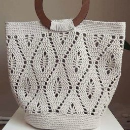 ​Очень лёгкая и стильная сумка