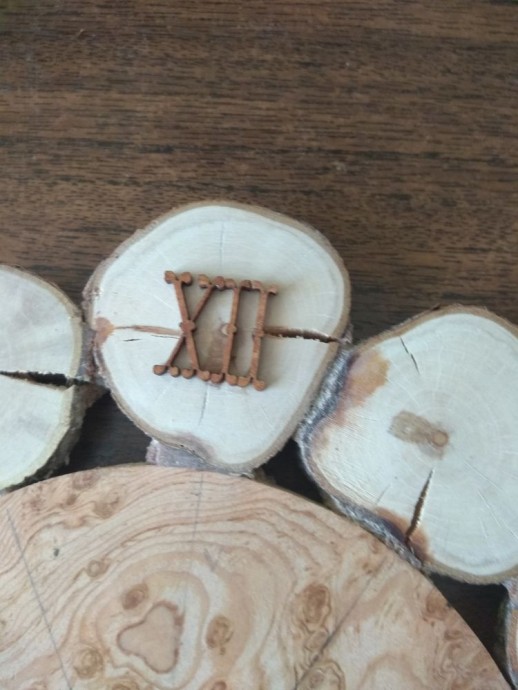 ​Делаем оригинальные деревянные часы из спилов: часть 6