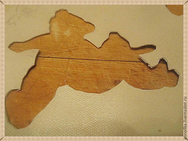 Объемный декупаж без специальных материалов: создаем панно "Ложка меда": часть 1