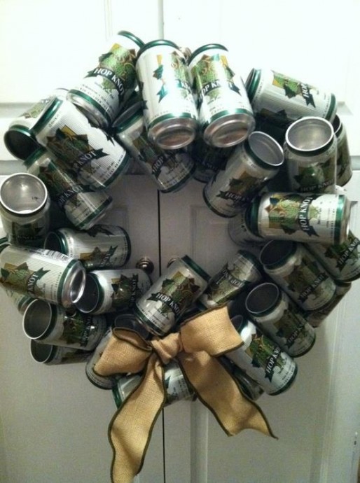 Венок из жестяных банок