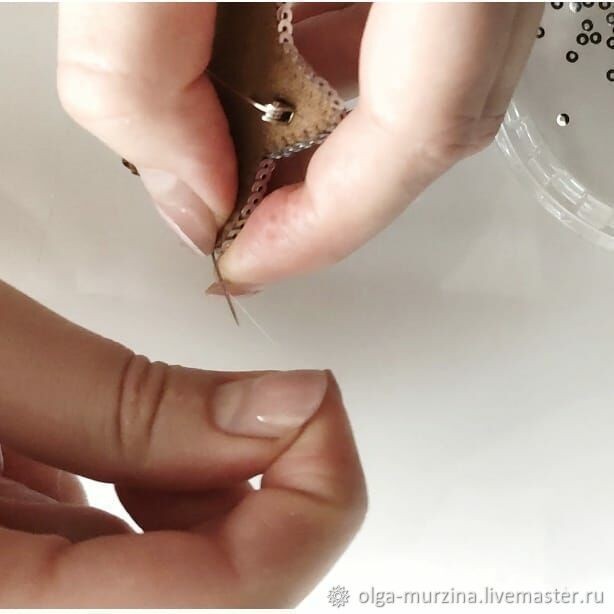 Делаем брошь из бисера звезду: часть 4 Делаем брошь из бисера звезду: часть 4