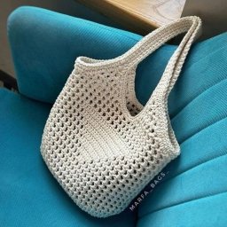 ​Летняя сумка с треугольником по центру