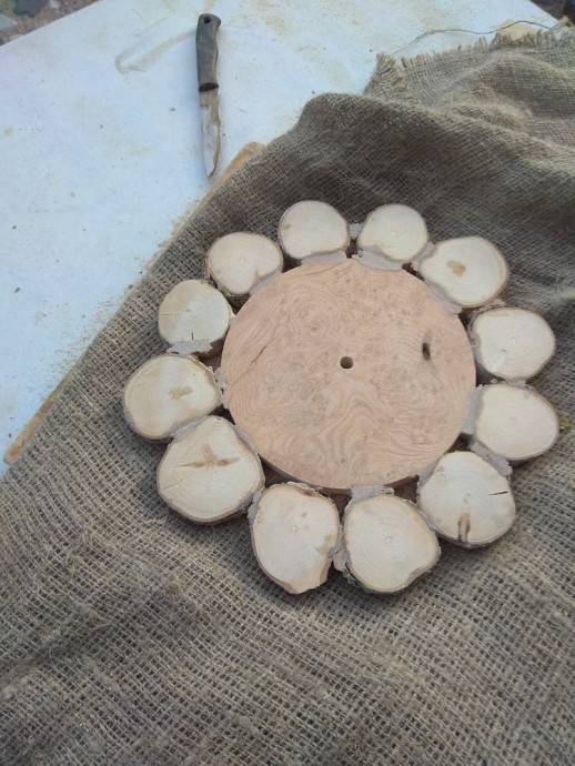 ​Делаем оригинальные деревянные часы из спилов: часть 3