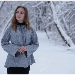 Создаем волшебную сказку: легкий жакет-накидка из шерсти и пряжи, часть 1