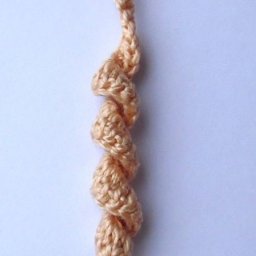 Учимся вязать декоративный элемент "Спиралька"