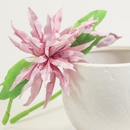 Мастерим лилию из фоамирана