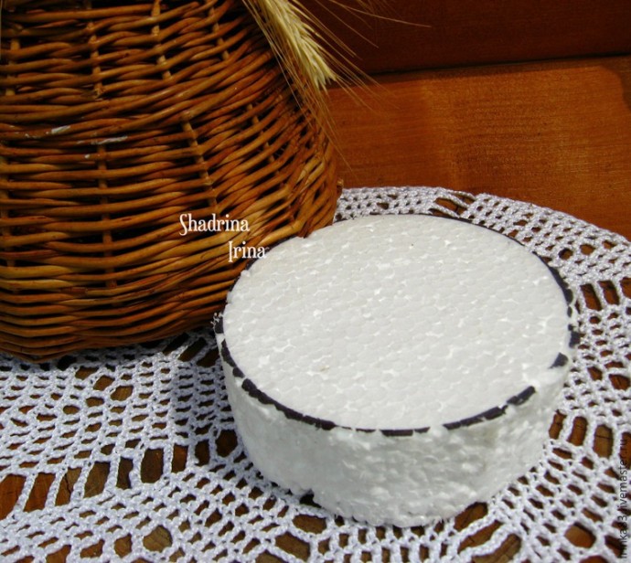 Делаем оригинальную подушечку для обручальных колец с применением природных материалов