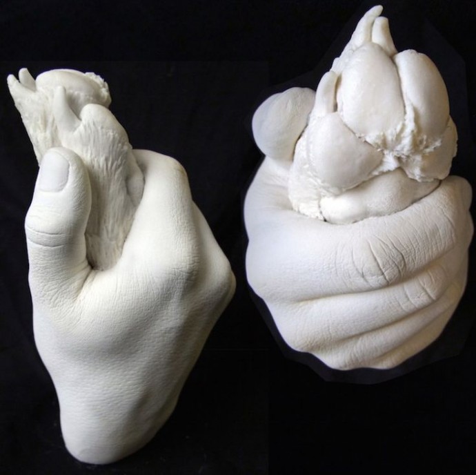 ​Слепки рук и фигур