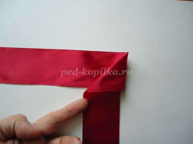 ​Букет роз из атласных лент: часть 1