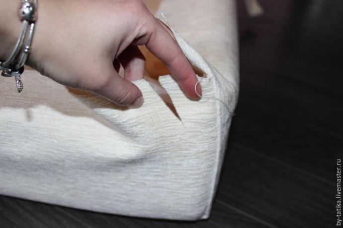 ​Меняем обивку дивана: часть 4