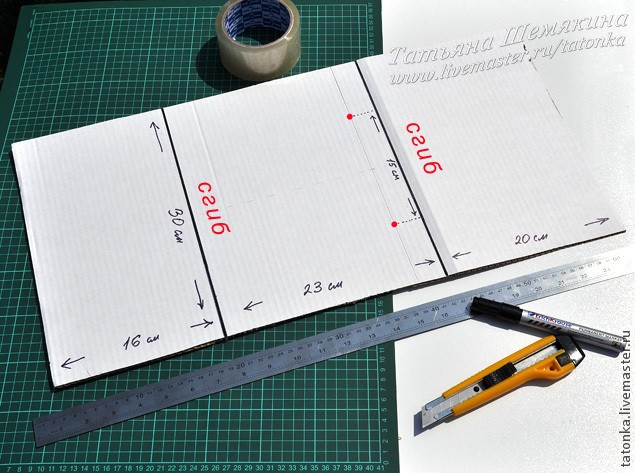 Колье с бисерным каскадом Колье с бисерным каскадом