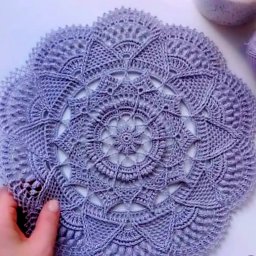 ​Плотная салфетка крючком