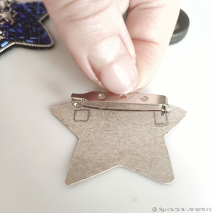 Делаем брошь из бисера звезду: часть 2 Делаем брошь из бисера звезду: часть 2