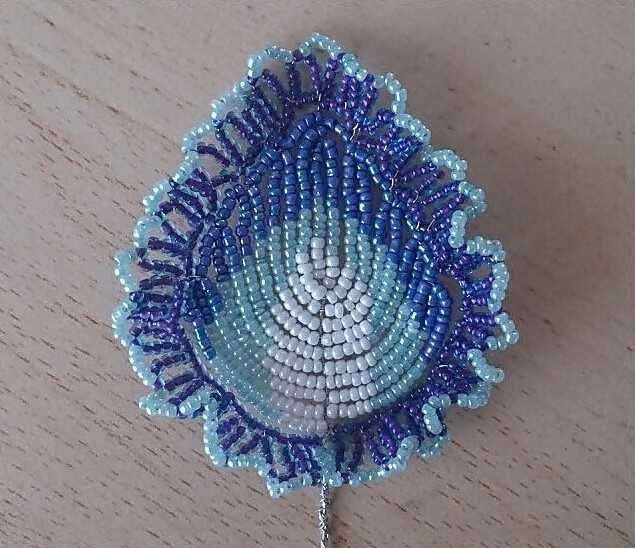 Ирис из бисера