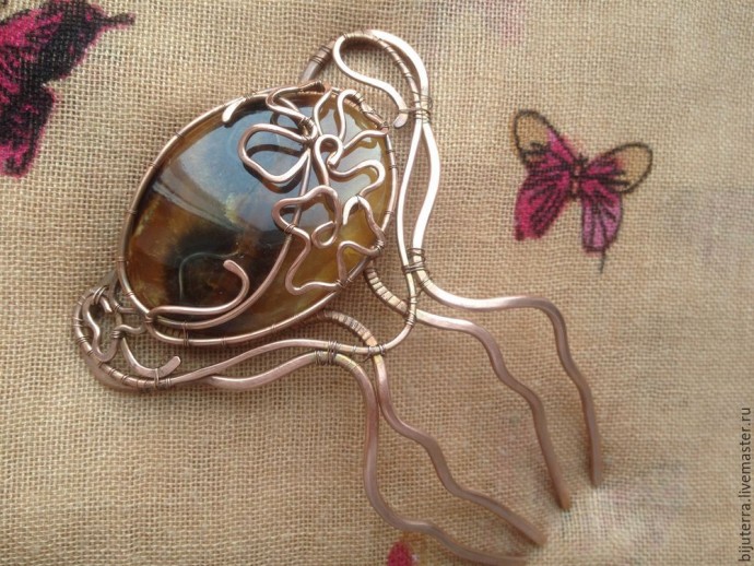 ​Изготавливаем украшение для волос: медный гребень с симбирцитом, часть 2