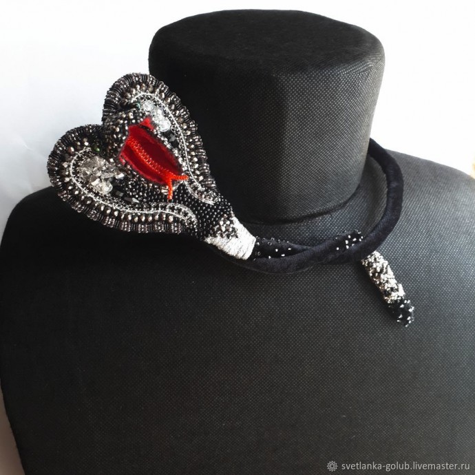 Как сделать манекен-бюст для украшений: часть 3