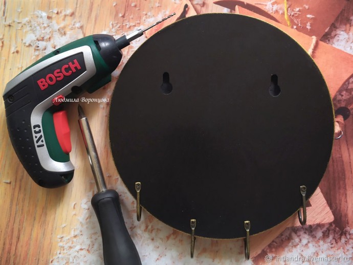 Создаём ключницу "Бычки и дерево изобилия": часть 3 Создаём ключницу "Бычки и дерево изобилия": часть 3