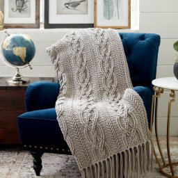 ​Узор - плетёная коса