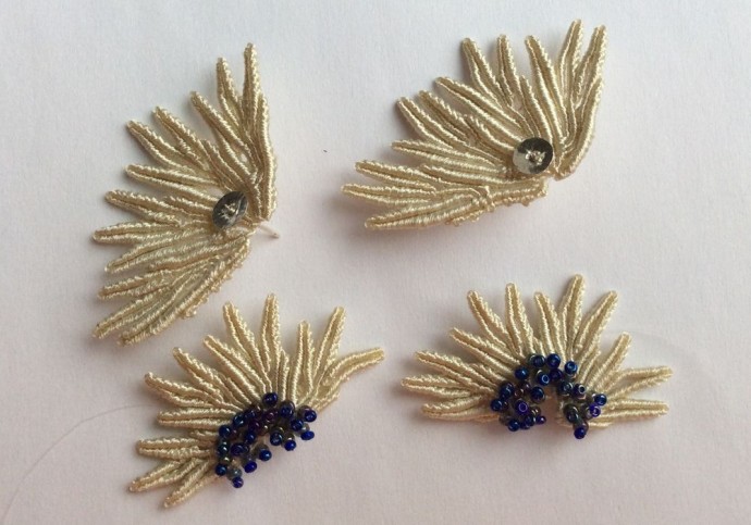 Плетеные серьги "Васильки" Плетеные серьги "Васильки"