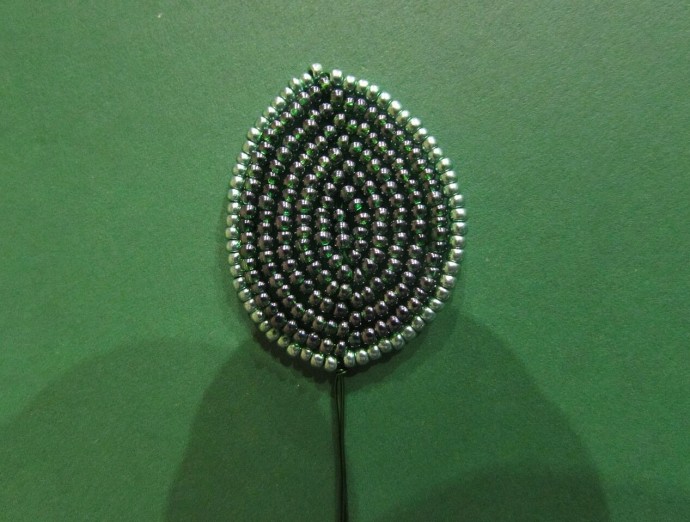 Цветочная композиция из бисера