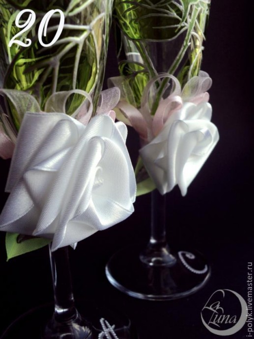 Крошечные розочки из атласных лент: часть 2 Крошечные розочки из атласных лент: часть 2