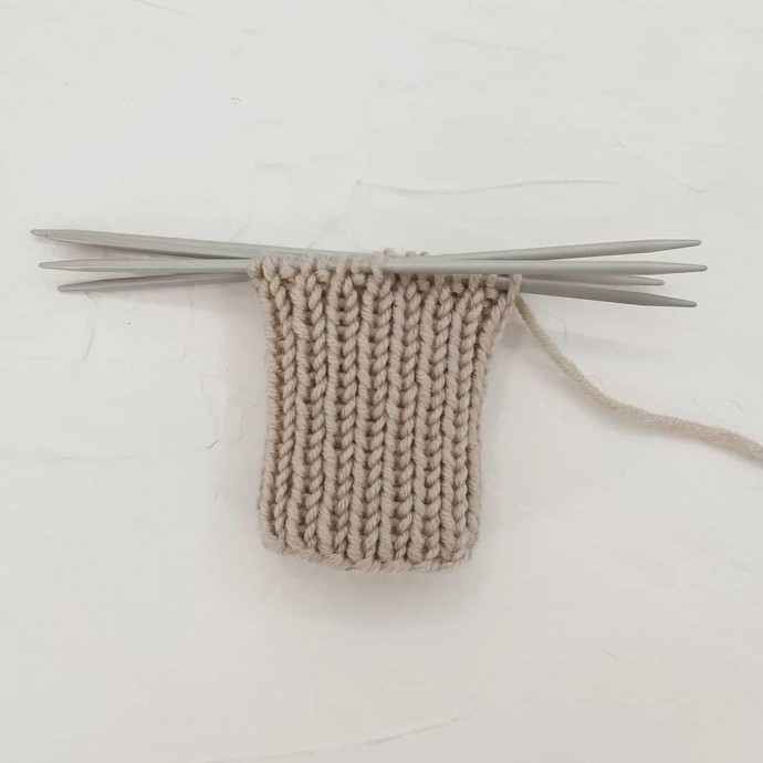 ​Вязание носочков на спицах